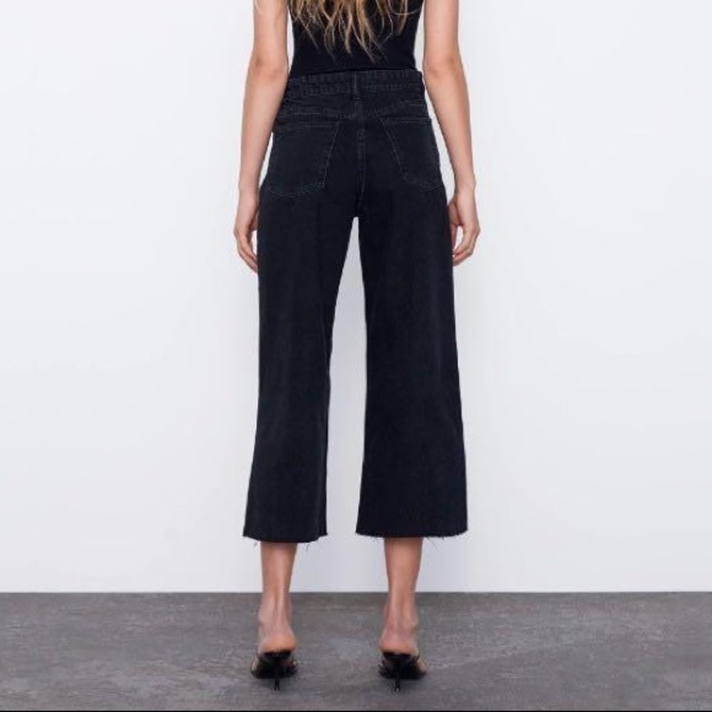 NWT ZARA Black High Waist Wide Leg Culotte Jeans - Picture 3 of 9
